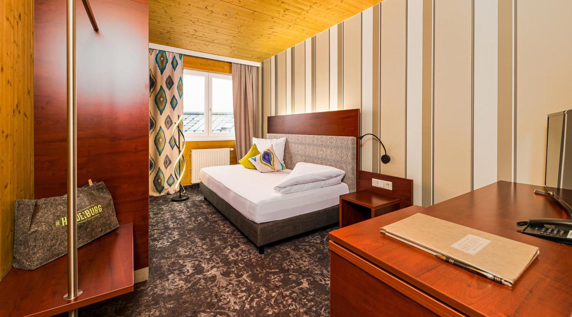 Hotel Die Hindenburg Saalfelden Habitación foto